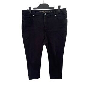 Chico's So Slimming girlfriend black ankle pants size 2.5P